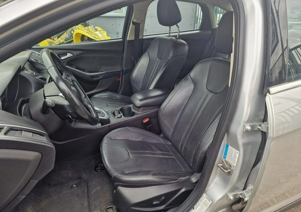 Ford Focus cena 25990 przebieg: 279444, rok produkcji 2012 z Staszów małe 497